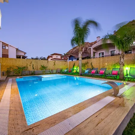 Daisy ıçmeler Private Pool Garden Marmaris